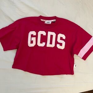 GCDS Cropped Tshirt